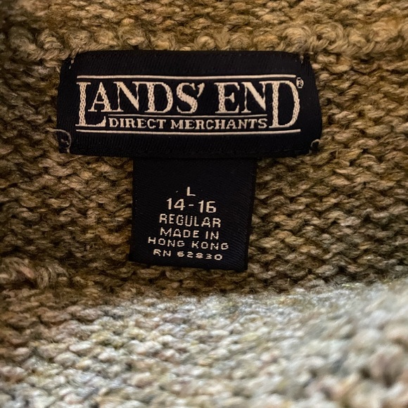 Two Sweaters Size L - Picture 2 of 3